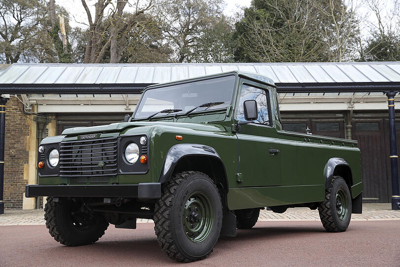 Mit diesem Jaguar Land Rover wird der Sarg von Philip transportiert.