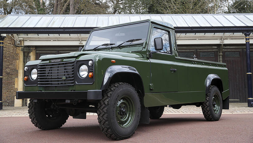 Mit diesem Jaguar Land Rover wird der Sarg von Philip transportiert. Mit diesem Jaguar Land Rover wird der Sarg von Philip transportiert.