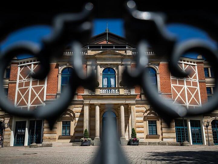 Das Richard-Wagner-Festspielhaus in Bayreuth. Foto: Daniel Karmann/dpa/Archivbild