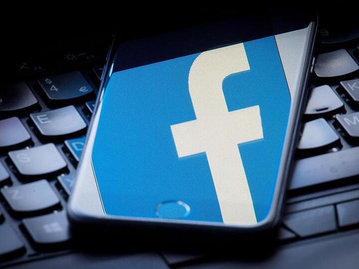Facebook hat nach eigenen Angaben 365 Facebook-Accounts, 262 Seiten und 162 Instagram-Profile die mit dem Iran verbunden waren entfernt.