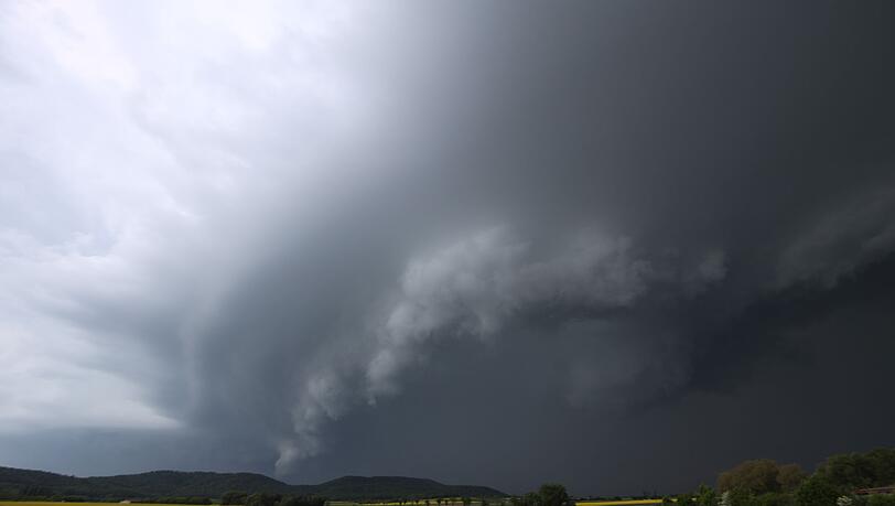 Auch für Sonntag werden teilweise kräftige Gewitter im Freistaat vorhergesagt.(Archivbild)