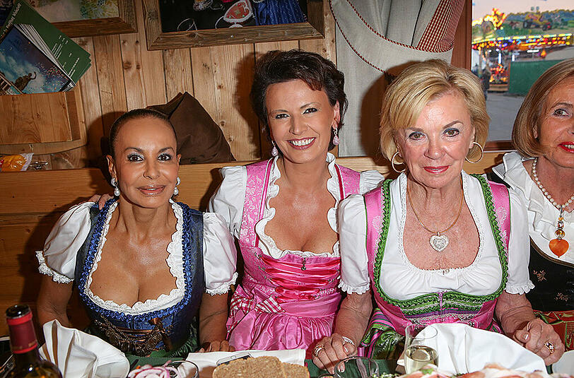 Jochi Sauerland Margit Tönnies und Liz Mohn