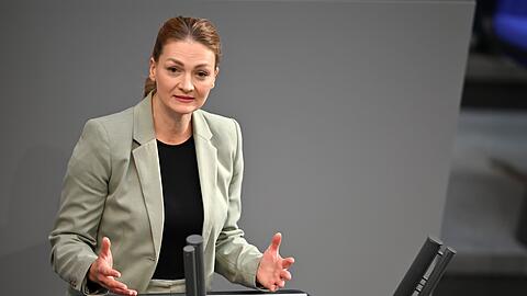 Um auf mögliche Krisen in Zukunft besser vorbereitet zu sein, gibt es nun in Bayern einen neuen Expertenrat zur Stärkung des heimischen Gesundheitssystems. Gesundheitsministerin Judith Gerlach (CSU) ist optimistisch, dass das auch klappt. (Archivbild)