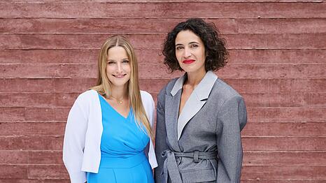Die Gesch&auml;ftsf&uuml;hrerinnen der gegen Hass und Hetze im Internet eintretenden Organisation HateAid, Josephine Ballon (l.) und Anna-Lena von Hodenberg (r.), wurden von der US-Regierung wegen Zensur-Vorw&uuml;rfen mit Einreisesperren belegt. (Archivbild)
