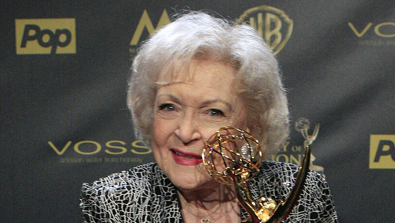 Betty White blickt auf eine lange Karriere in Hollywood zurück Betty White blickt auf eine lange Karriere in Hollywood zurück