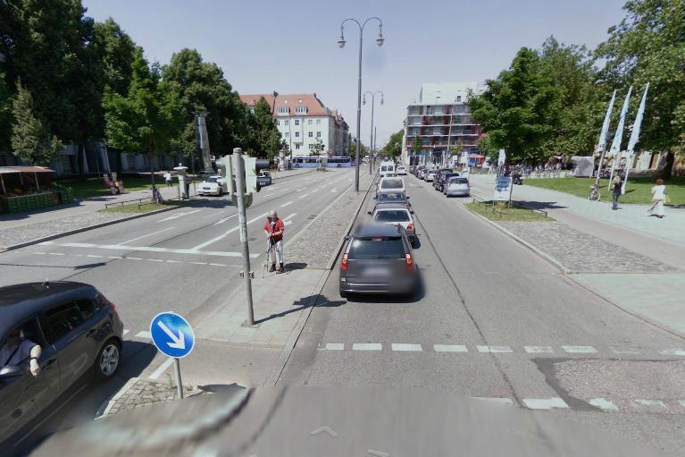 Von der Elisabethstraße aus wird die Schleißheimer Straße stadteinwärts ausgebaut für Radler.