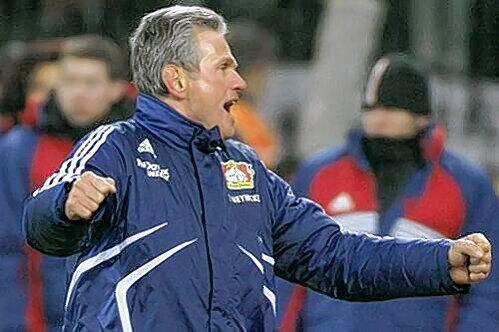 Bayer-Trainer Jupp Heynckes will erst nach dem 20. März über seinen Vertrag in Leverkusen sprechen, soll sich aber schon für eine Rückkehr zum FC Bayern entschieden haben.