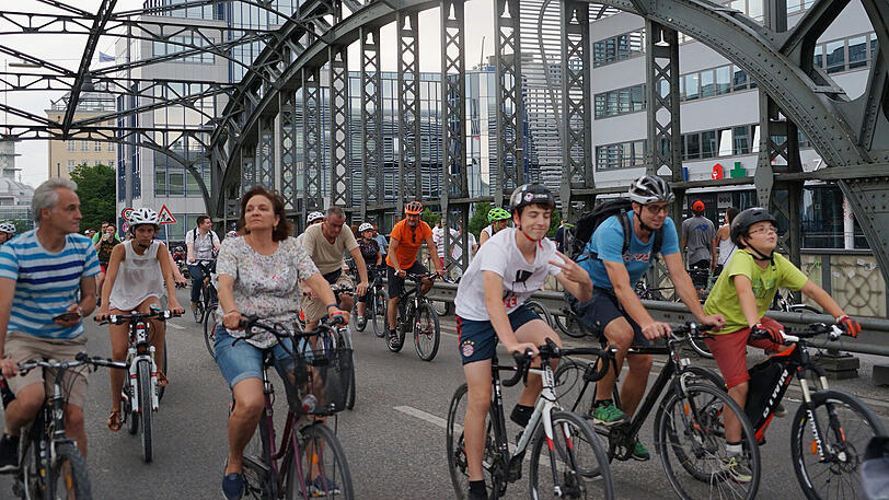 Am Samstag gehörte München wieder den Radfahrern. Die Bilder der diesjährigen Radlnacht.
