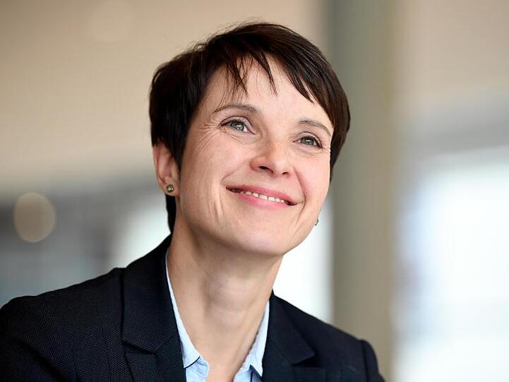 Frauke Petry spricht bei einem dpa-interview.