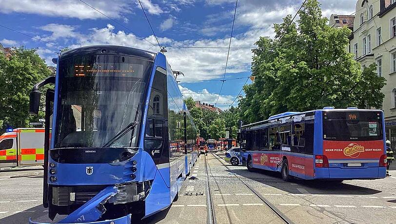 Blick auf die Unfallstelle in Neuhausen.