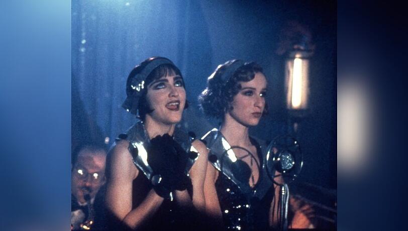 Madonna (l.) und Jennifer Grey 1989 in "Bluthunde am Broadway".
