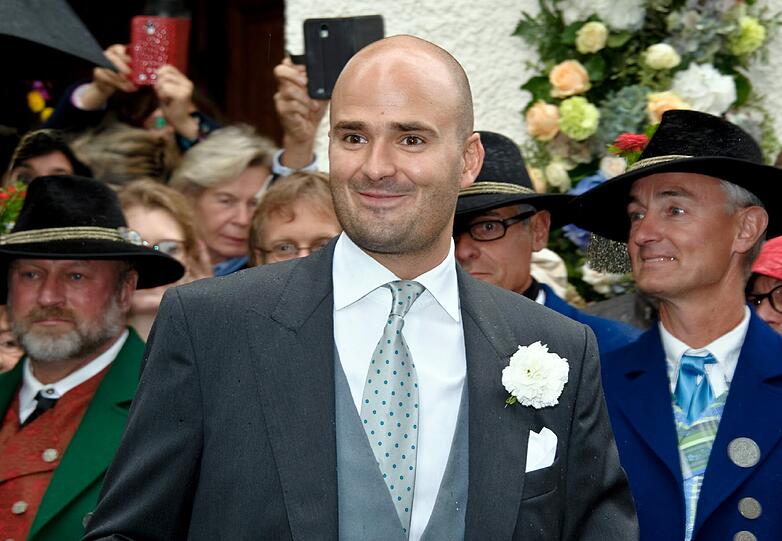 Fürst Albert, &bdquo;Chef&ldquo; des Hauses Thurn und Taxis, kommt am 13.09.2014 zur Hochzeit seiner Schwerster, Prinzessin Maria Theresia von Thurn und Taxis mit Hugo Wilson in Tutzing am Starnberger See (Bayern).