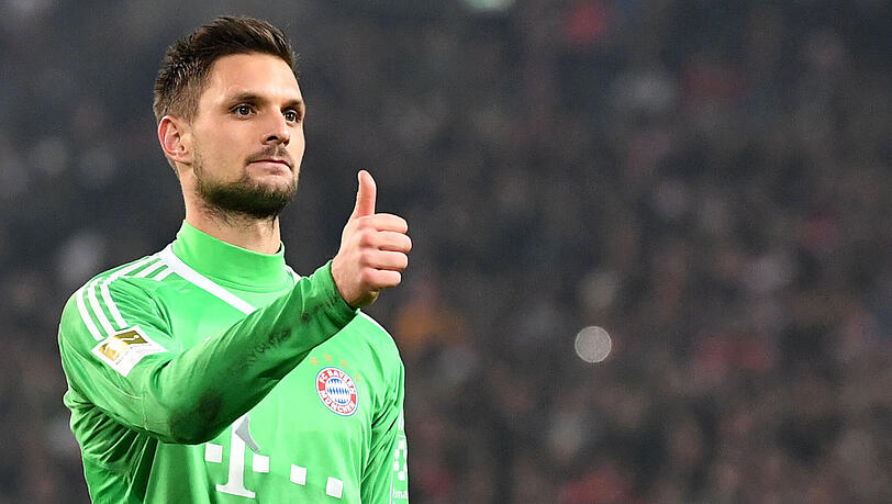 SVEN ULREICH NOTE 3
Hatte so wenig zu tun, dass er sich in neuen Disziplinen ausprobieren konnte: Brachte etwa einen Einwurf gekonnt zum Mitspieler (18.). Die Bayern hätten auch ohne Torwart spielen können. (Archivbild) SVEN ULREICH NOTE 3
Hatte so wenig zu tun, dass er sich in neuen Disziplinen ausprobieren konnte: Brachte etwa einen Einwurf gekonnt zum Mitspieler (18.). Die Bayern hätten auch ohne Torwart spielen können. (Archivbild)