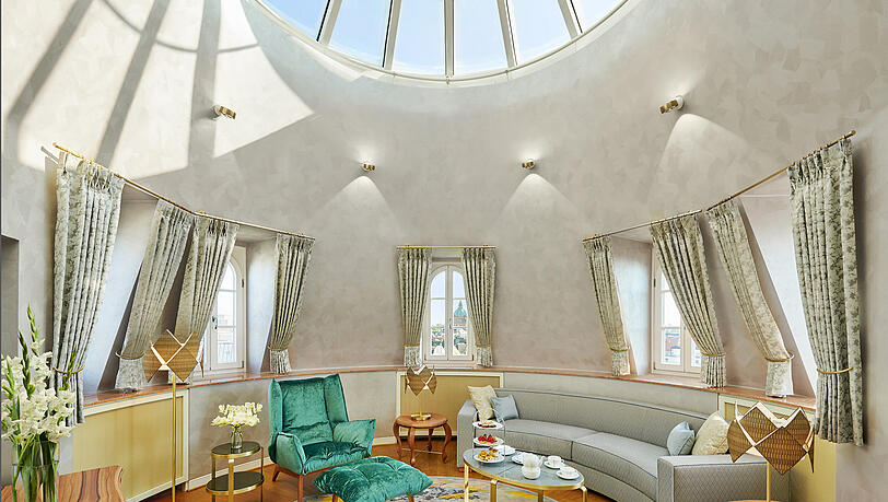 Darf's ein bisserl mehr Luxus sein, etwa in der neugestalteten Tower Suite des Münchner Mandarin Oriental? Das Hotel hat es in die Top-5 geschafft.
