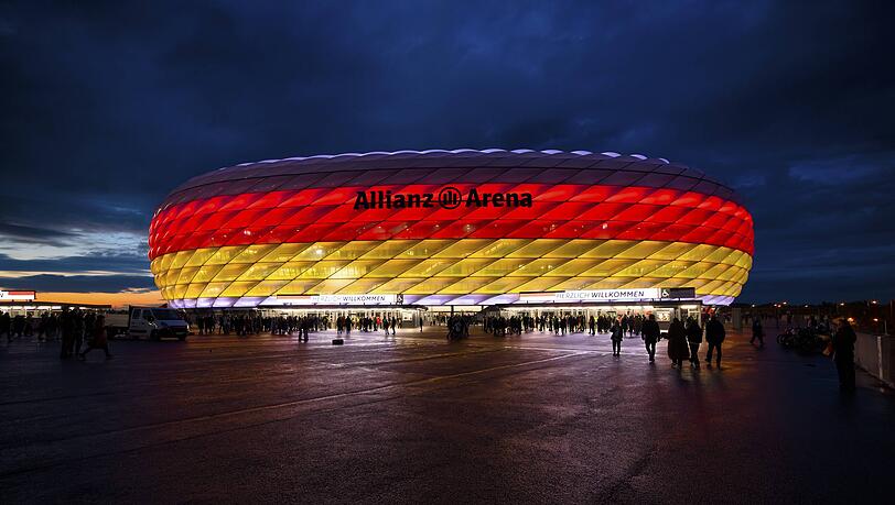 Die Allianz Arena in Fröttmaning. Hier kann dem DFB-Team das gelingen, was dem FC Bayern in dieser Saison verwehrt blieb: Ein Finale und schließlich ein dahoam.