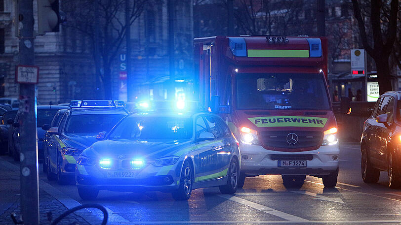 Die Polizei fahndet nach dem Messerstecher von Nürnberg.