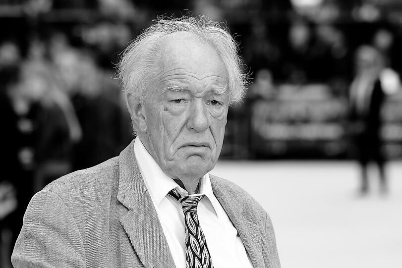Sir Michael Gambon ist am 28 September im Alter von 82 Jahren gestorben. Der Schauspieler war vor allem für seine Rolle als Dumbledore in den "Harry Potter"-Filmen weltbekannt.