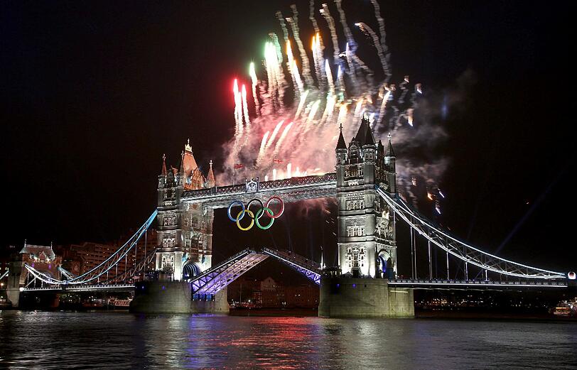 Auch auf der Tower Bridge hat es geblitzt und geknallt!