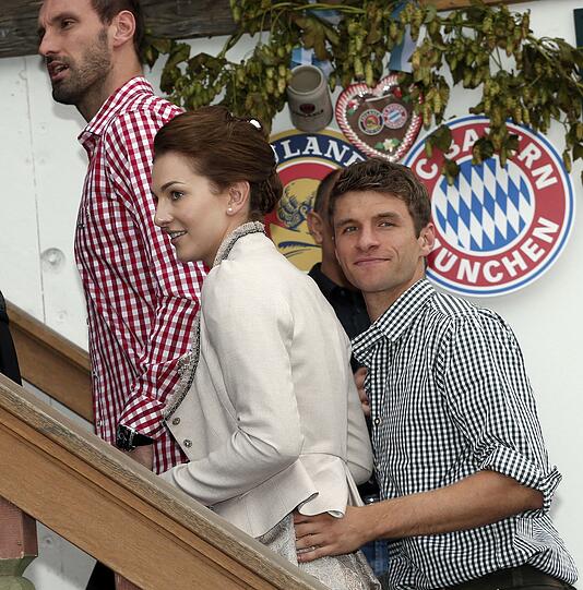 Weitere Bilder vom Bayern-Besuch auf der Wiesn 2014