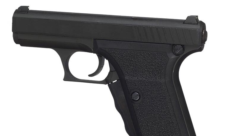 Es geht um eine Pistole vom Typ "Heckler & Koch P7" (Symbolfoto). Es geht um eine Pistole vom Typ "Heckler & Koch P7" (Symbolfoto).