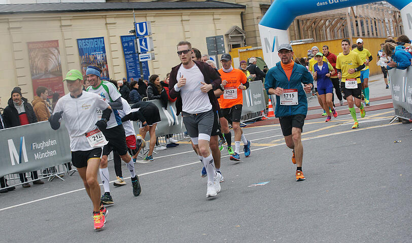 Die Münchner Innenstadt wurde am Sonntag zur Marathon-Strecke.