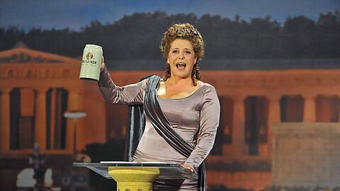 Luise Kinseher: Als Mama Bavaria hielt sie von 2011 bis 2018 die Fastenrede beim Nockherberg.