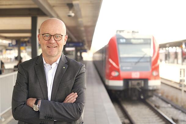 Einfach mal eine "normale Saison"? Das würde sich Münchner S-Bahn-Chef Heiko Büttner wünschen (Archivbild). Einfach mal eine "normale Saison"? Das würde sich Münchner S-Bahn-Chef Heiko Büttner wünschen (Archivbild).
