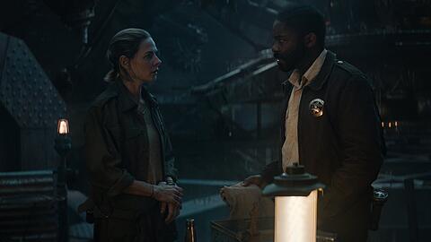 Rebecca Ferguson und David Oyelowo in der neuen Serie "Silo".