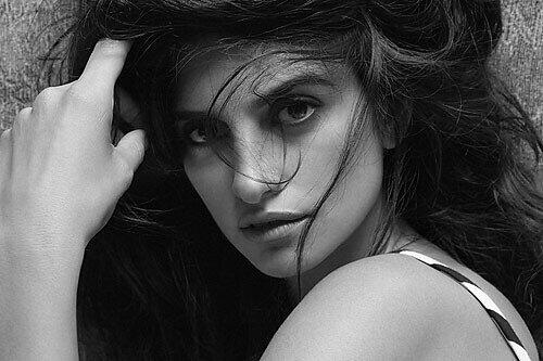 Für den 2007er-Kalender ließ sich Lopez&#039; Schauspielkollegin Penelope Cruz ablichten.