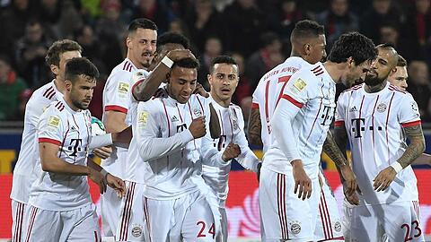 Die Bayern jubeln auch in Freiburg