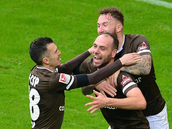 Die Underdogs vom Kiez gewannen auch das zweite Hamburger Derby.