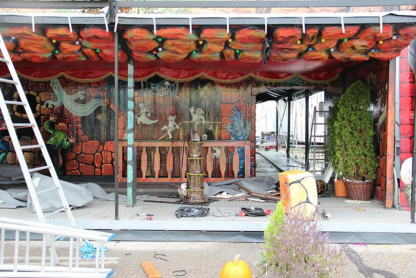 Regen und Tristesse am Tag danach: Die Bilder vom Wiesn-Abbau am Dienstagvormittag.