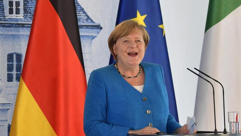 Bundeskanzlerin Merkel trifft sich mit dem spanischen Ministerpräsidenten, um über die Corona-Krise zu sprechen.