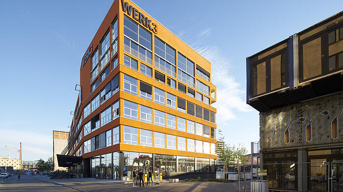 Das Herzstück des Werksviertels ist das orange Werk 3 im ehemaligen Pfanni-Produktionsgebäude.