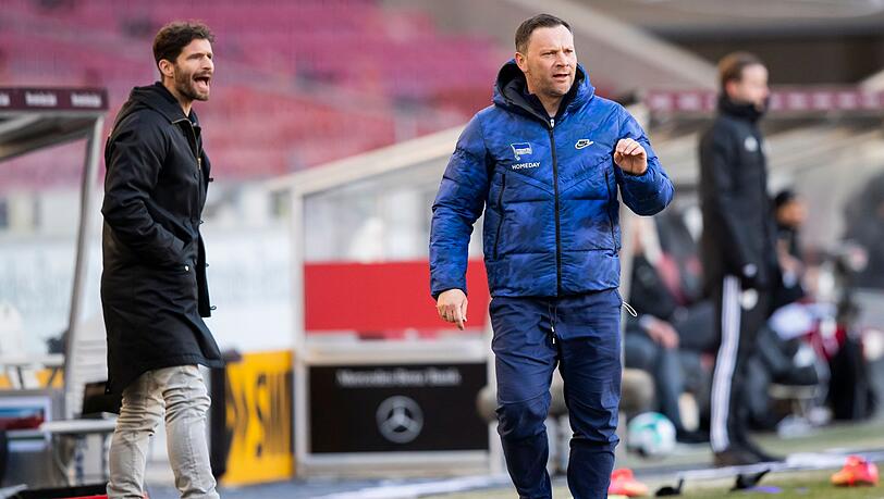 Herthas ehemaliger Sportdirektor Arne Friedrich (l) hat die Rückholaktion von Trainer Pal Dardai gelobt.