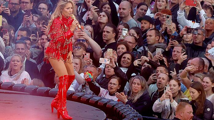 Helene Fischer tritt am 17. Juli 2026 in der M&uuml;nchner Allianz Arena auf.