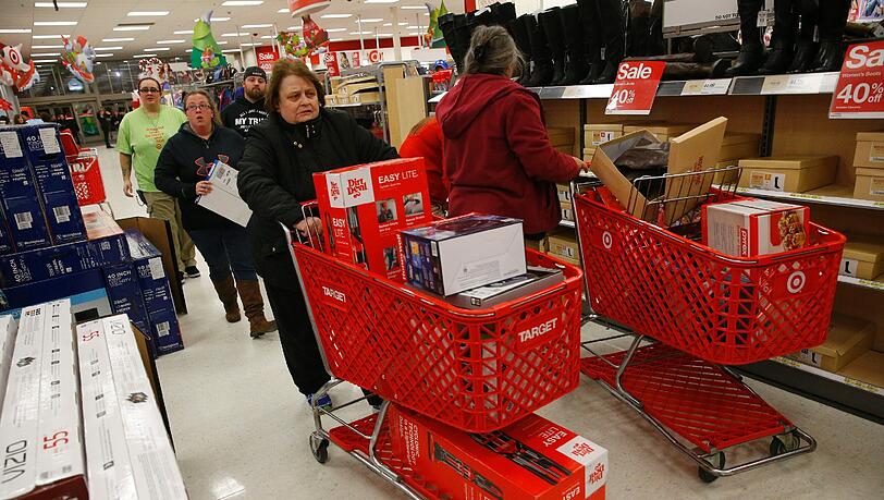 Seit 2005 ist der "Black Friday" in den USA der Tag, an dem die höchsten Umsätze des Jahres erzielt werden. Seit 2005 ist der "Black Friday" in den USA der Tag, an dem die höchsten Umsätze des Jahres erzielt werden.