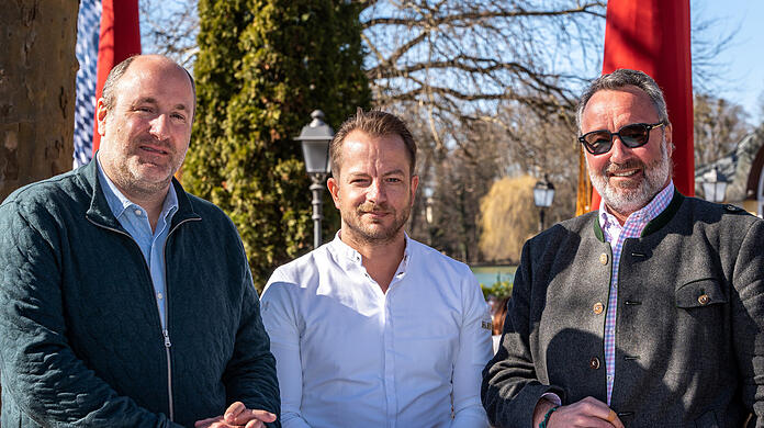 Sebastian Kuffler, Jan Hoffmann und Stephan Kuffler am Seehaus.