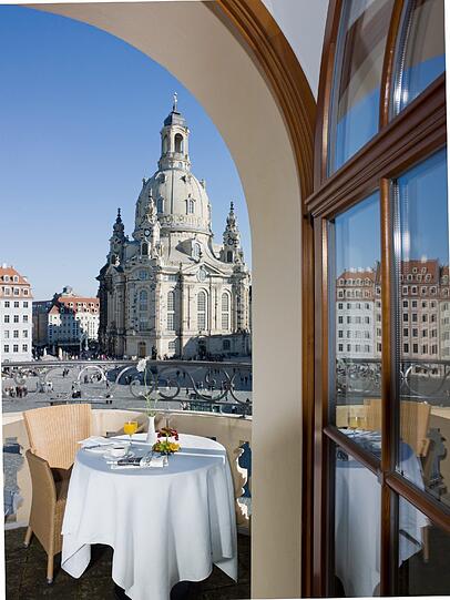 Frühstücken mit Blick auf die Frauenkirche: Es gibt durchaus schlechtere Aussichten als diese von der Dresdner Heinrich Schütz Residenz aus.