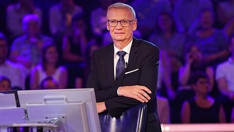 G&uuml;nther Jauch f&uuml;hrt auch durch die 28. Staffel der noch immer beliebten Quizshow "Wer wird Million&auml;r?" bei RTL.