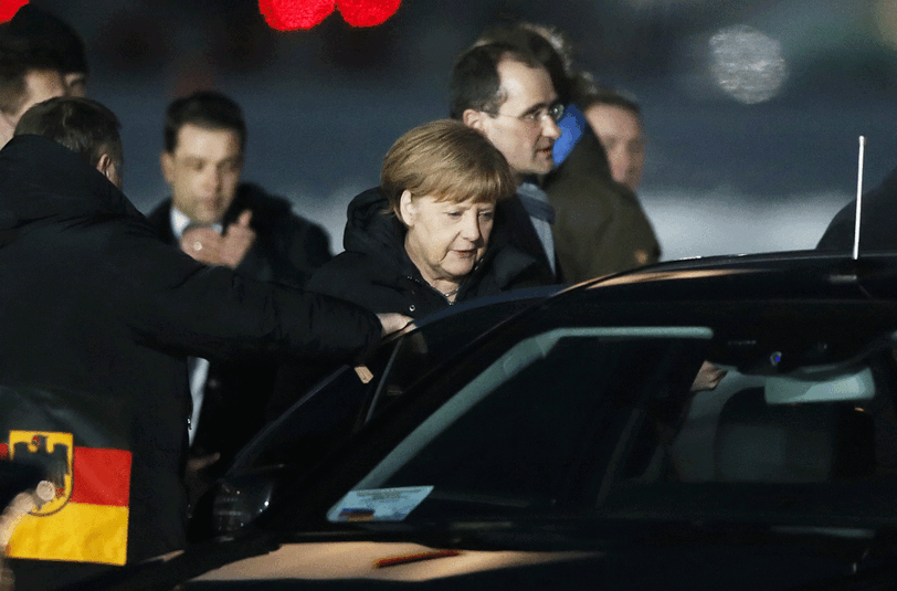 Merkel fährt in den Kreml.