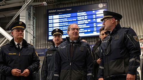 Am Münchner Hauptbahnhof war Bundesinnenminister Alexander Dobrindt (CSU) dabei. (Archivfoto)