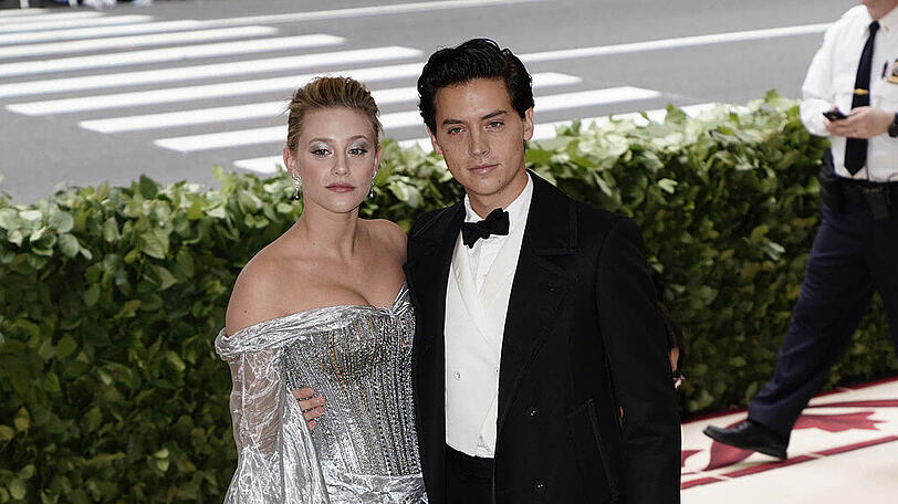 Machen sich über die Trennungsgerüchte lustig: Lili Reinhart und Cole Sprouse
