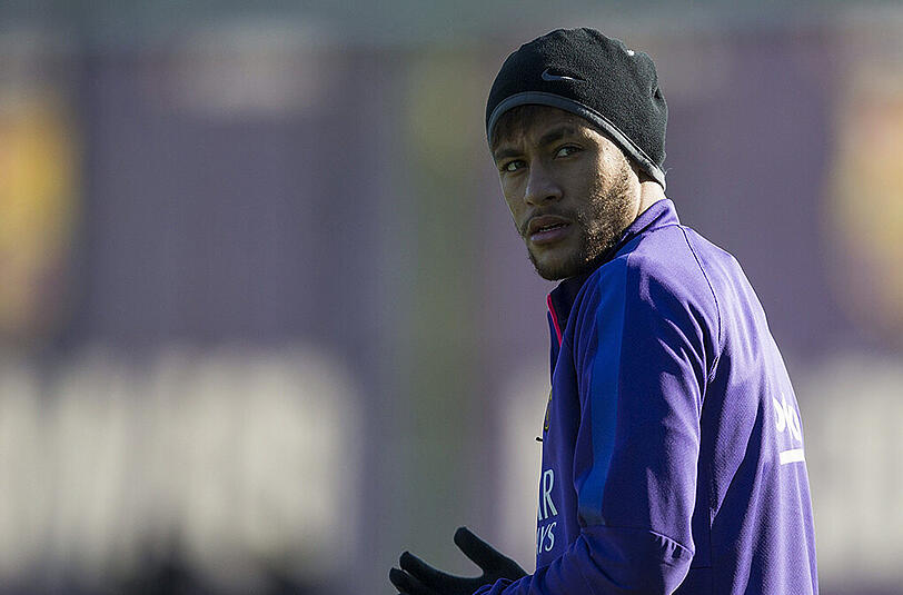 Bereits der Wechsel von Superstar Neymar zum FC Barcelona sorgte für Wirbel - jetzt folgen neue Probleme für den Kicker.