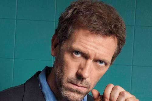 Virtueller Besuch beim EHC: Die Stimme von Dr. House (Hugh Laurie) spricht den Webe-Spot des EHC München.