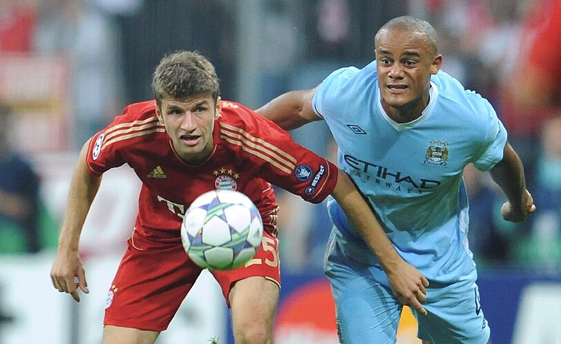 THOMAS MÜLLER:Nicht so präsent wg. Linkslastigkeit des Bayern-Spiels wg Ribery. Trotzdem wach und allzeit bereit. Ließ zuweilen die rechte Seite arg verwaisen.Note 3