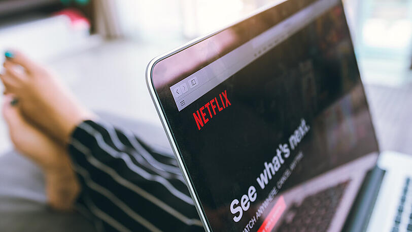 Diese Streamingdienste lohnen sich für Serien-Fans. Diese Streamingdienste lohnen sich für Serien-Fans.