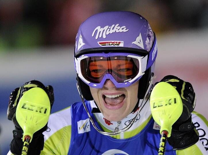 Maria Riesch jubelt nach ihrer Zauberfahrt