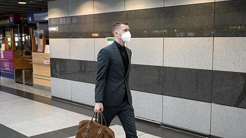 Der Dortmunder Marco Reus vor dem Abflug nach Portugal.
