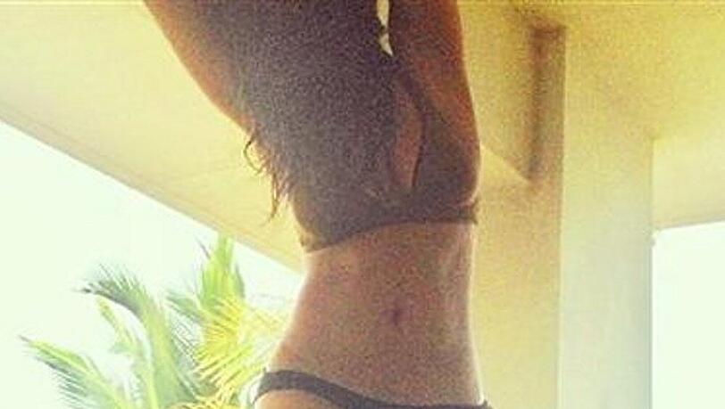 Warme Brauntöne wo das Auge hinblickt: Tyra Banks twittert Bilder von ihrem Bikini-Body Warme Brauntöne wo das Auge hinblickt: Tyra Banks twittert Bilder von ihrem Bikini-Body